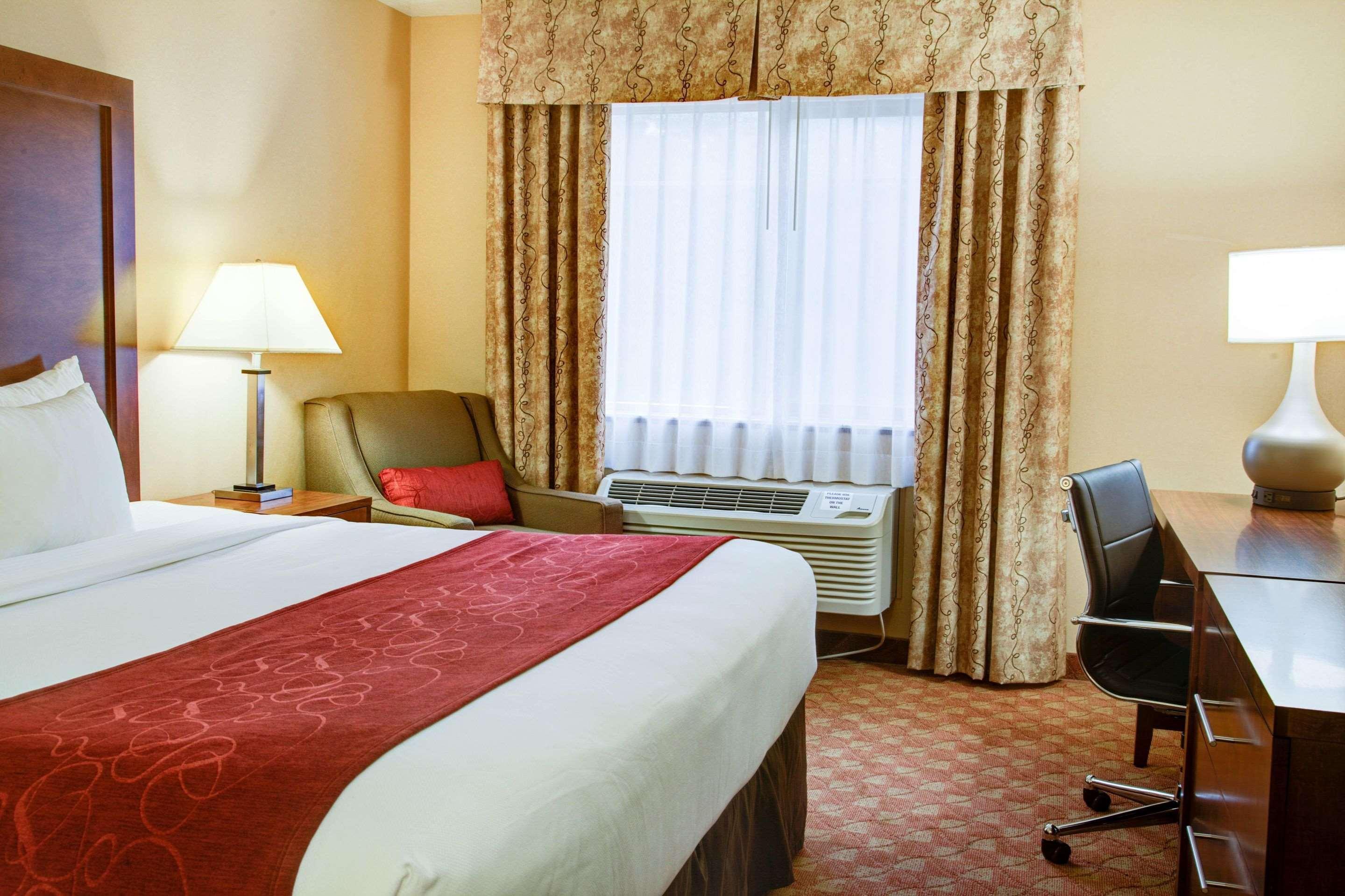 Comfort Inn Torre di Torre di Newport Esterno foto