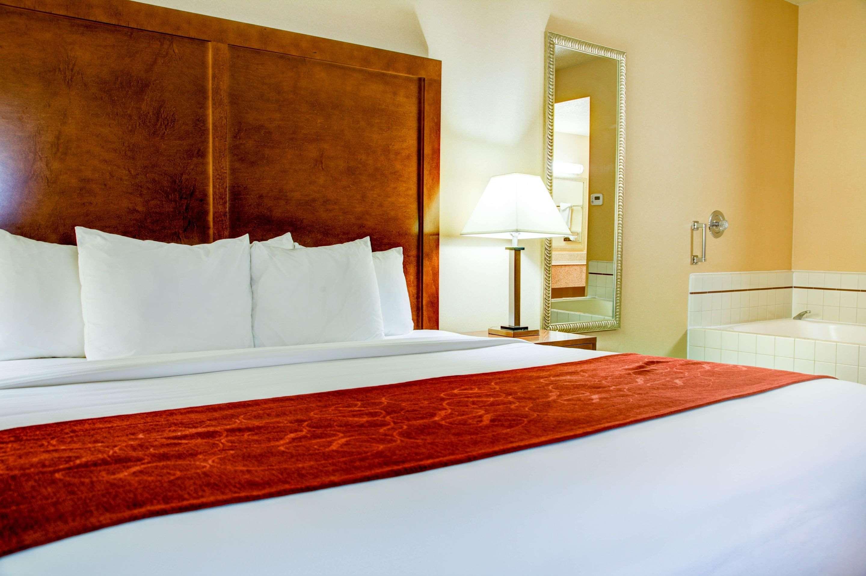 Comfort Inn Torre di Torre di Newport Esterno foto
